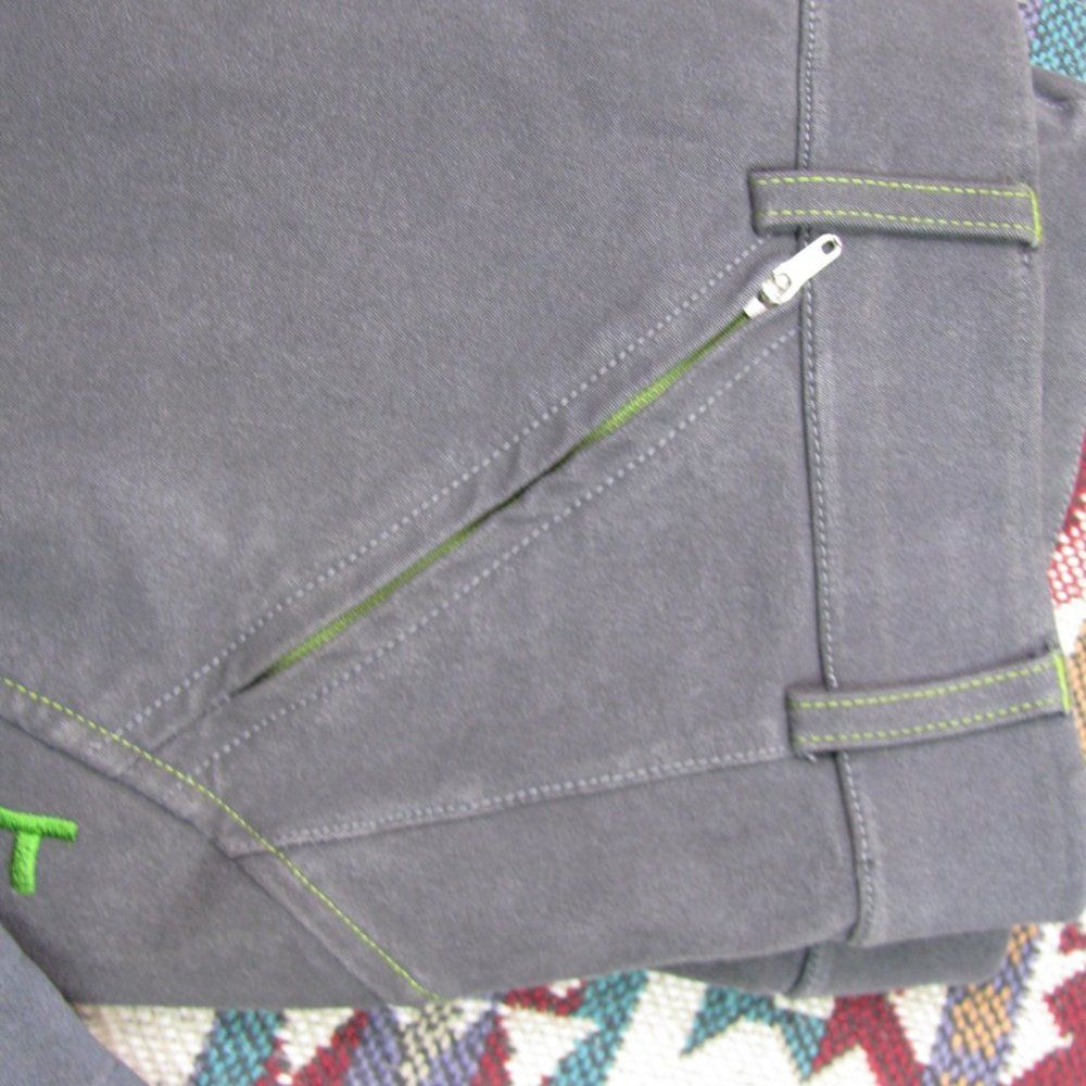 Ariat equestrian grey and green riding pants breeches - Picture 3 of 11